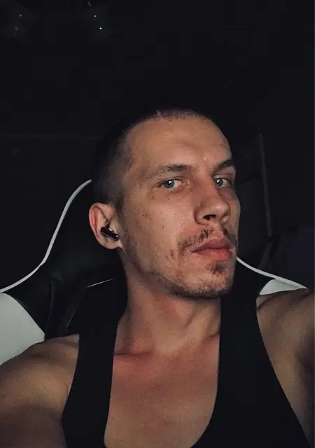 Я Ilya, 29, знакомлюсь для общения в Гродно