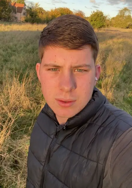 Я Morgan, 24, знакомлюсь без обязательств в Шеффилд