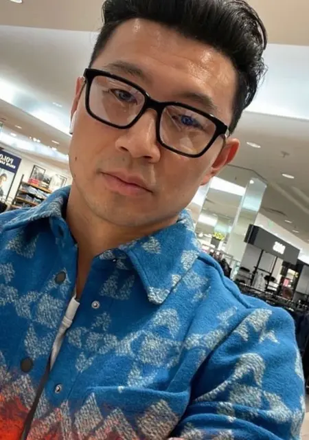 Я Simu Frederick, 37, из Парижа, ищу знакомства без обязательств