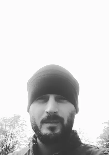 Я Миша, 32, знакомлюсь для постоянных отношений в Алчевске