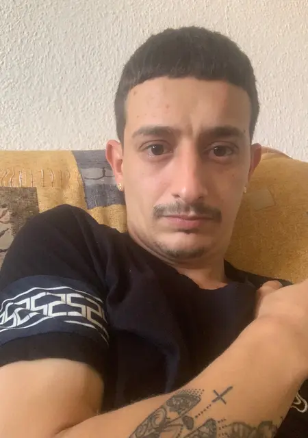 Juan Jesus de Santa Cruz de Tenerife, tengo 31 años, listo para conocer para chatear