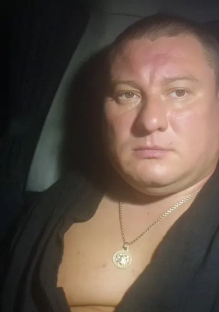 Я Віталій, 41 років з Кременчука, шукаю знайомства без зобов'язань