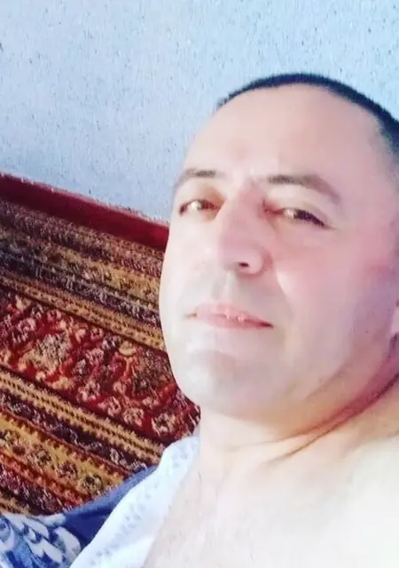 Я Zikriddin, 48, знакомлюсь для постоянных отношений в Шымкенте