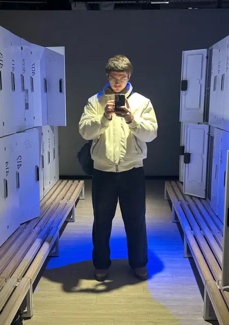 Я Nazar, 19 років з Києва, шукаю знайомство для приємного проведення часу