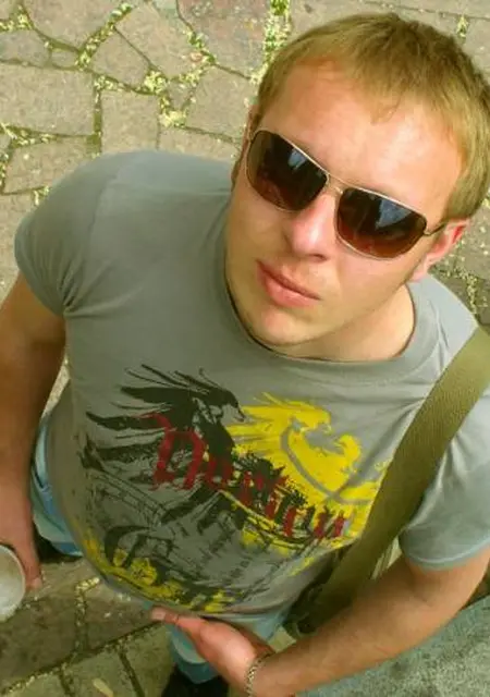 Дима з Костянтинівки, шукаю на сайті знайомства без зобов'язань