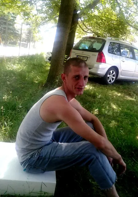 Я Виталий, 42 років, знайомлюсь без зобов'язань у Берегове