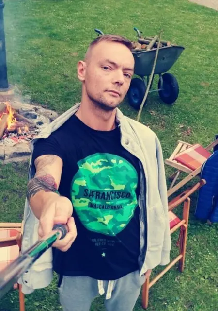 Я Robert, 35, знакомлюсь в Варшаве