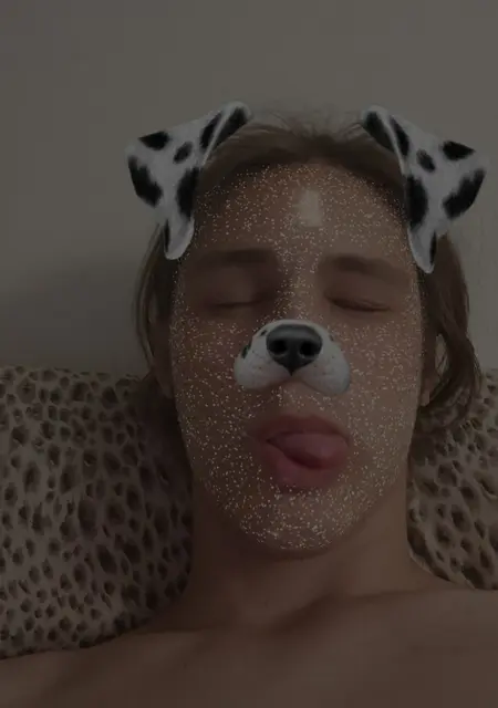 Владислав из Парижа, мне 18, познакомлюсь для дружбы