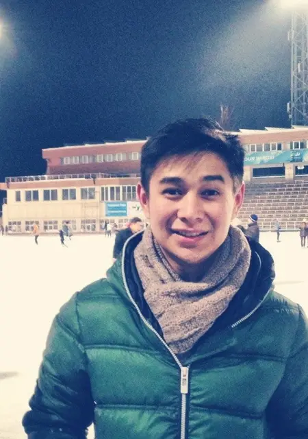 Граф из Уральска, мне 27, познакомлюсь для приятного времяпровождения