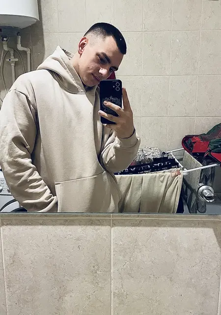 Я Kotan, 21, знакомлюсь для открытые отношения в Харькове