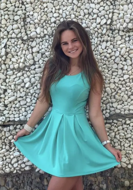 Nadya из Стамбула, мне 27, познакомлюсь