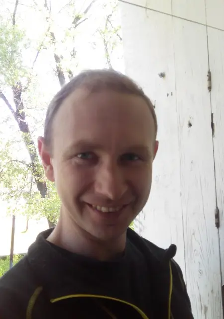 Я Valentin, 48, из Коростеня, ищу знакомства на одну ночь