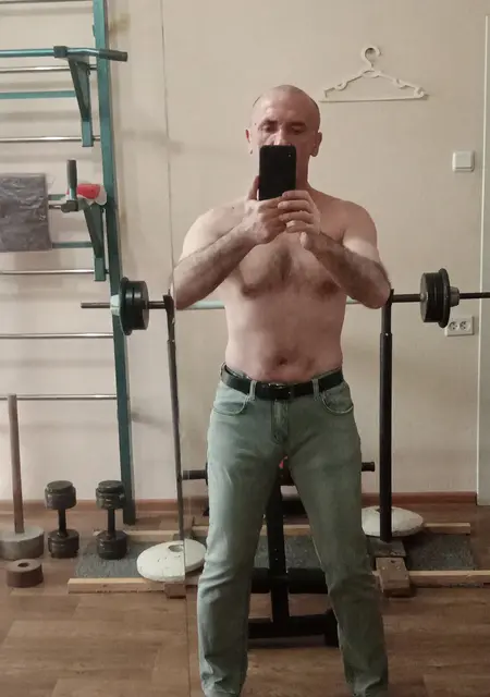 Я Саша, 51, из Ташкента, ищу знакомства без обязательств