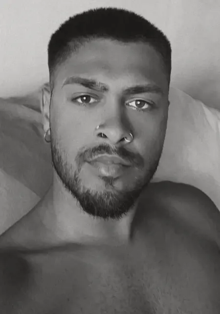 Soy Victor, 27 años de Badalona, busco conocer gente para hacer nuevos amigos