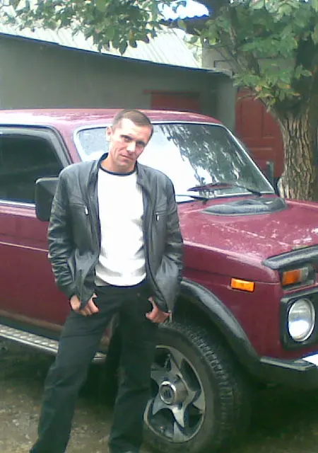 Я Сергей, 46 років, знайомлюсь без зобов'язань у Первомайськ