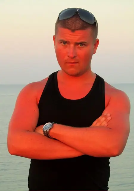 Rom из Охтирка, мне 40, познакомлюсь для общения