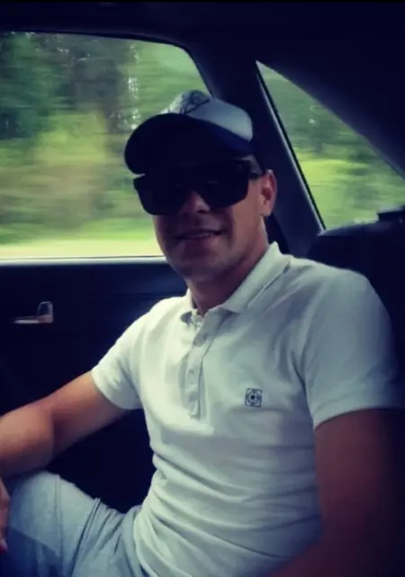 Я Андрей, 28, знакомлюсь без обязательств в Слуцке