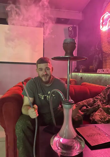 Майкл з Перевальськ, шукаю на сайті знайомства без зобов'язань