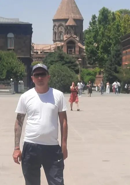 Тигран из Аштарак, ищу на сайте знакомства без обязательств
