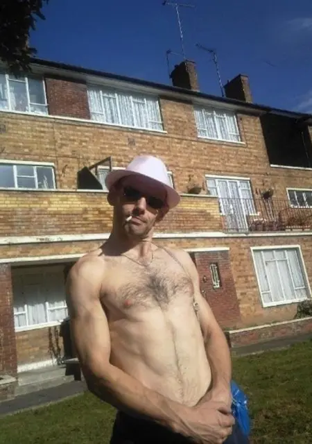 Ricky из Лондона