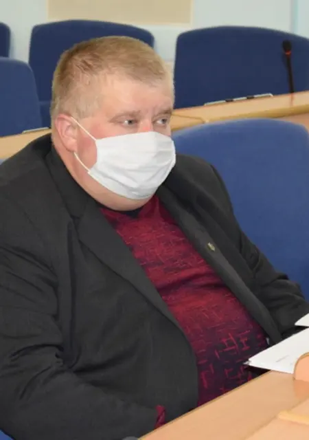 Віктор из Львова, мне 47, познакомлюсь для приятного времяпровождения