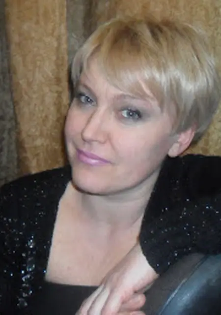 Елена из Одессы, ищу на сайте общение