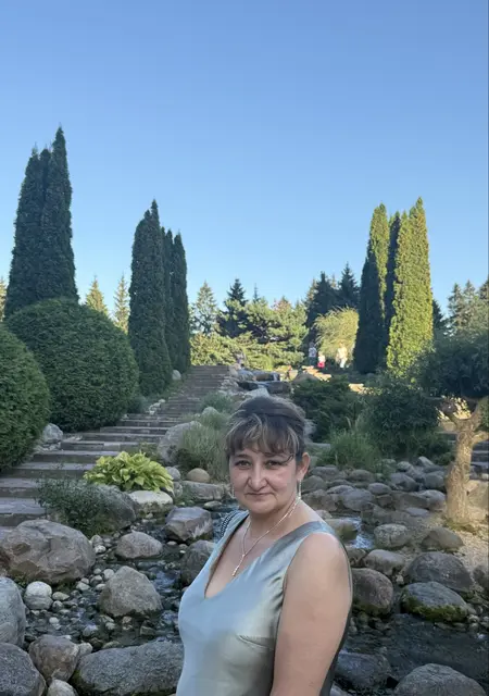 Я Сирена, 50, из Хошимина, ищу знакомство для совместных путешествий