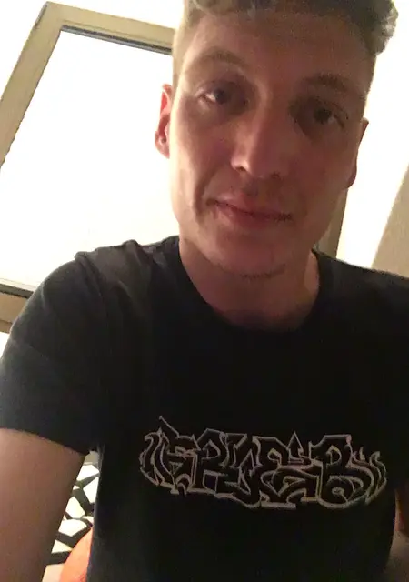 Moderated из Йены, мне 32, познакомлюсь для приятного времяпровождения