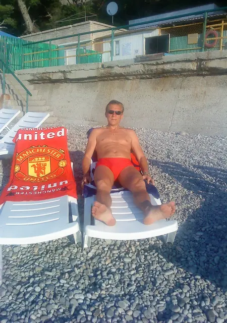 Я Petr, 60 років з Запоріжжя, шукаю знайомства без зобов'язань