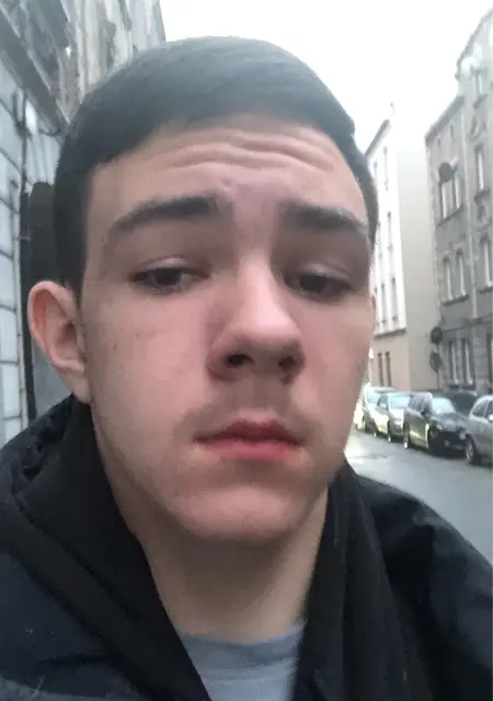 Denis из Гданьска, мне 19, познакомлюсь на одну ночь