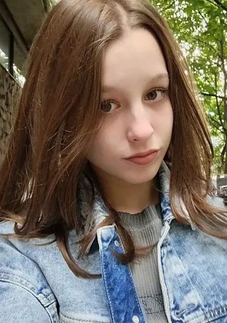 Я Залина, 18, знакомлюсь на одну ночь в Валенсии