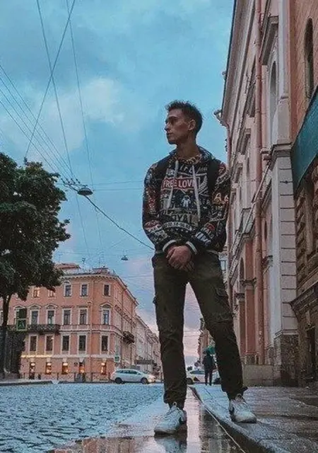 Я Данил, 30, из Франкфурта-на-майне, ищу знакомства на одну ночь