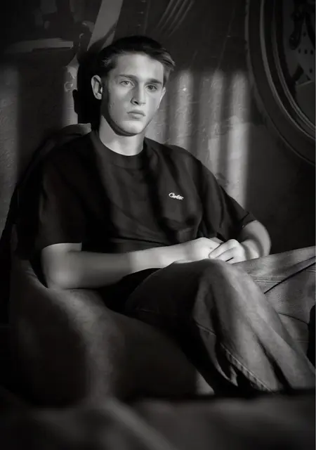 Я Владимир, 26, знакомлюсь на одну ночь в Амстердаме