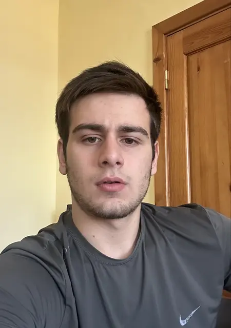 Я Шпакля, 20, из Амстердама, ищу знакомство для открытые отношения