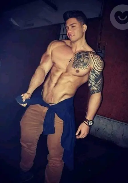 Adolfadrian Moldov из Берлина, мне 33, познакомлюсь