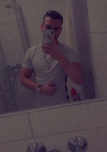 Я Chris Bro, 23, знакомлюсь для общения в Мюнхене