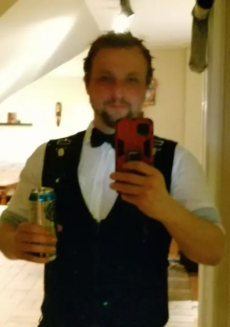 Lejion из Стокгольма, ищу на сайте знакомства на одну ночь