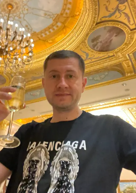 Я Gennadiy, 36 років, знайомлюсь для приємного проведення часу у Чернігові