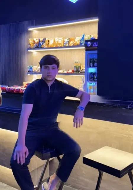 Я Dior, 18, знакомлюсь на одну ночь в Измире