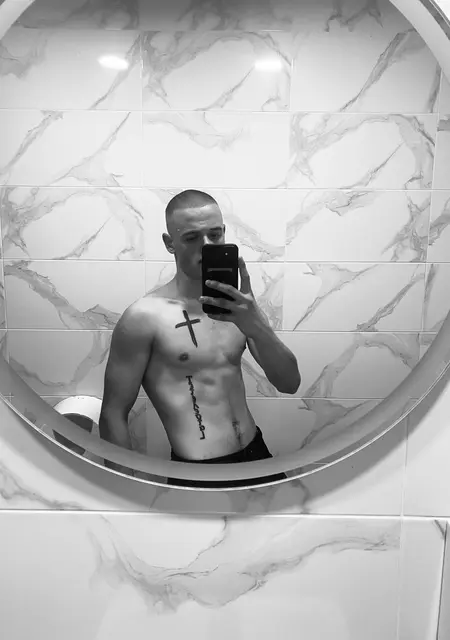 Я Alexandr, 26 років, знайомлюсь без зобов'язань у Донецьку