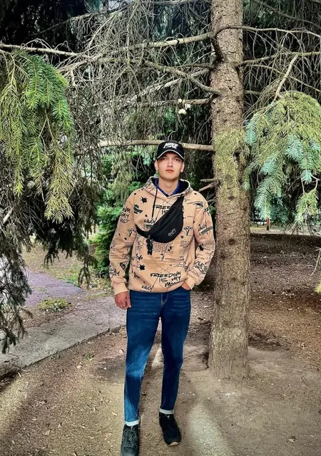 Andrey из Варшавы, ищу на сайте вирта