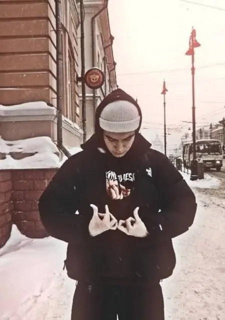 Я Sema, 22, из Анталии, ищу знакомства без обязательств