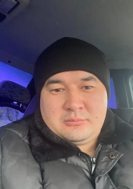 Ерик из Костаная, ищу на сайте знакомства на одну ночь