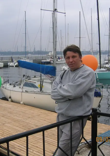 Я Олег, 54 років, знайомлюсь для постійних стосунків у Дніпрі