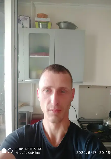 Я Виктор, 37, знакомлюсь без обязательств в Гродно