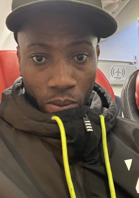 Soy Marvis, 29 años de Cornellà de Llobregat, busco conocer gente para lío de una noche