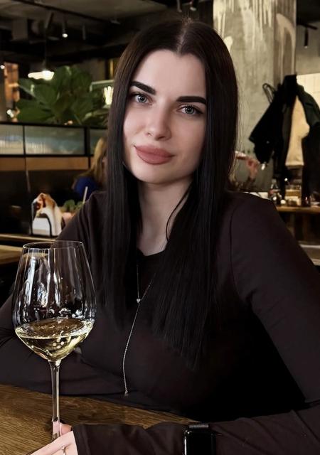 Я Даша, 19, из Варшавы, ищу знакомство для постоянных отношений