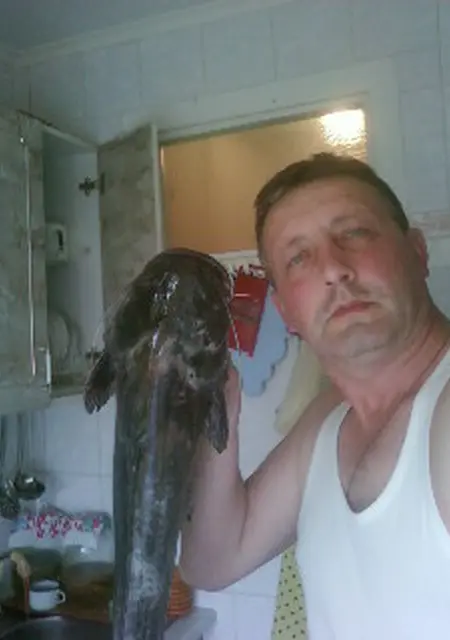 Я Виталий, 54, из Барановичей, ищу знакомства без обязательств