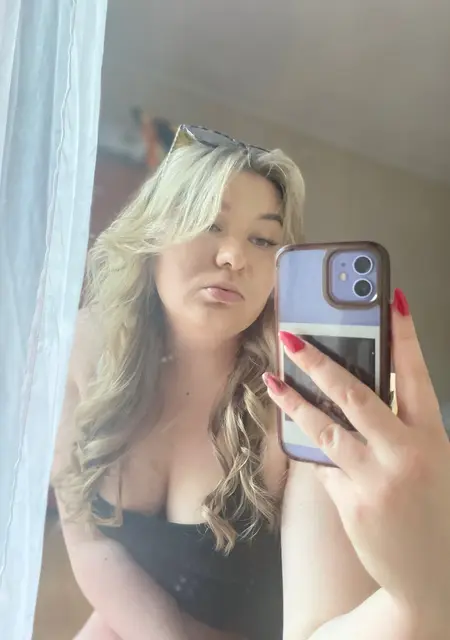 Я Аміна, 19, знакомлюсь для общения в Вроцлаве