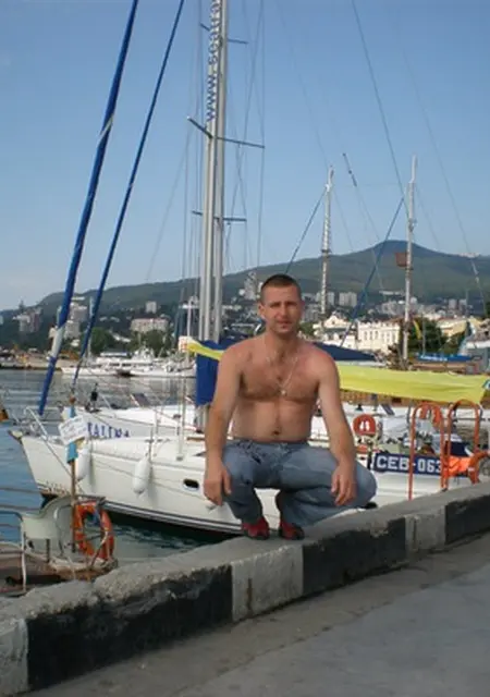 Я Алексей, 48 років з Вінниці, шукаю знайомства на одну ніч